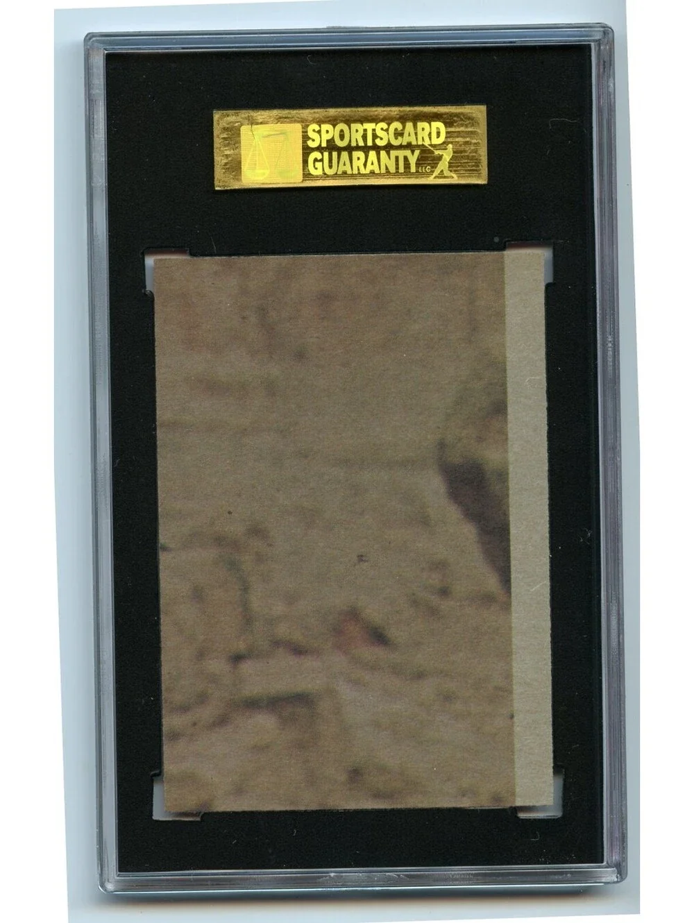 1977 Topps Star Wars #115 Hiding in the Millennium Falcon!  Red SGC 7.5